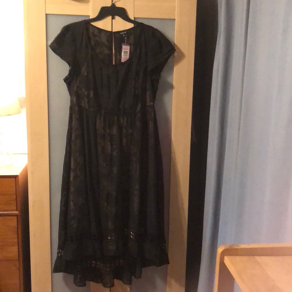 Torrid Dress Size 16  NWT